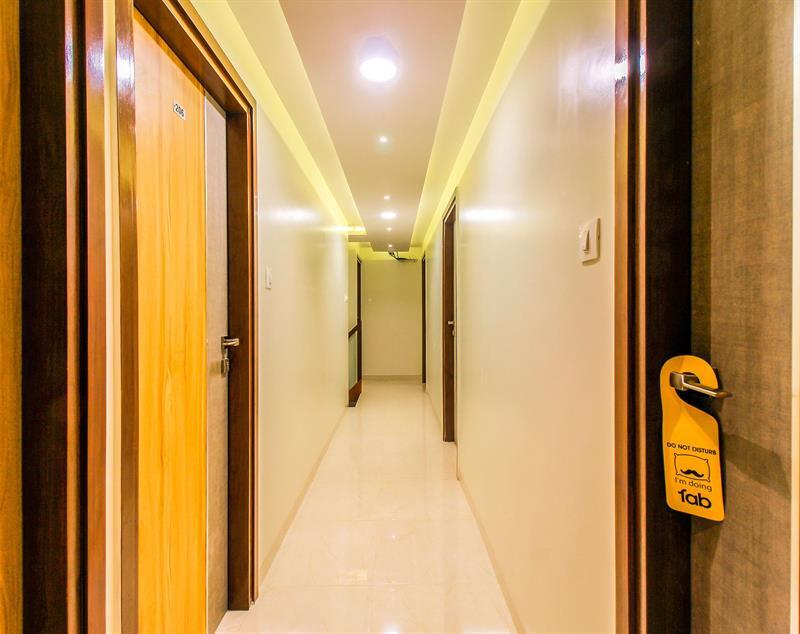 ホテル Fabexpress Marol Metro - Nr Mumbai International Airport エクステリア 写真